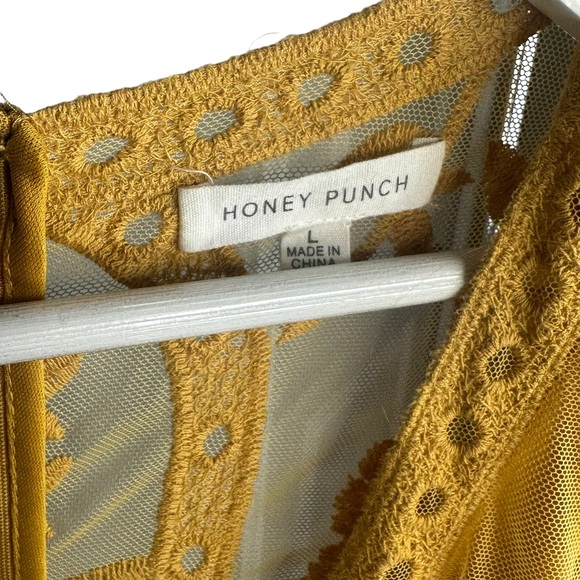 Honey Punch Plunge Lace Romper Yellow Playsuit Jumpsuit - Picture 9 of 16